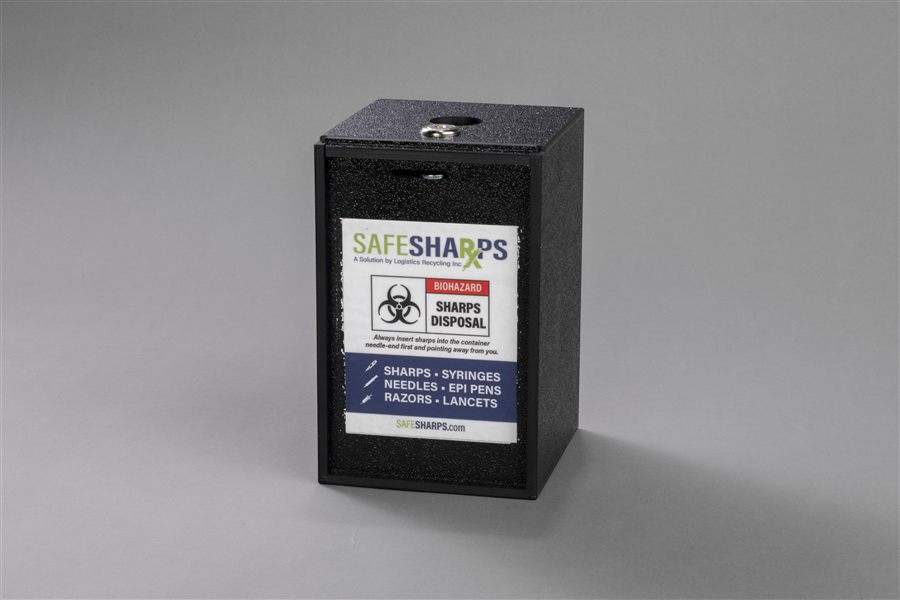 SAFESHARPS 1-quart wall-mounted sharps container